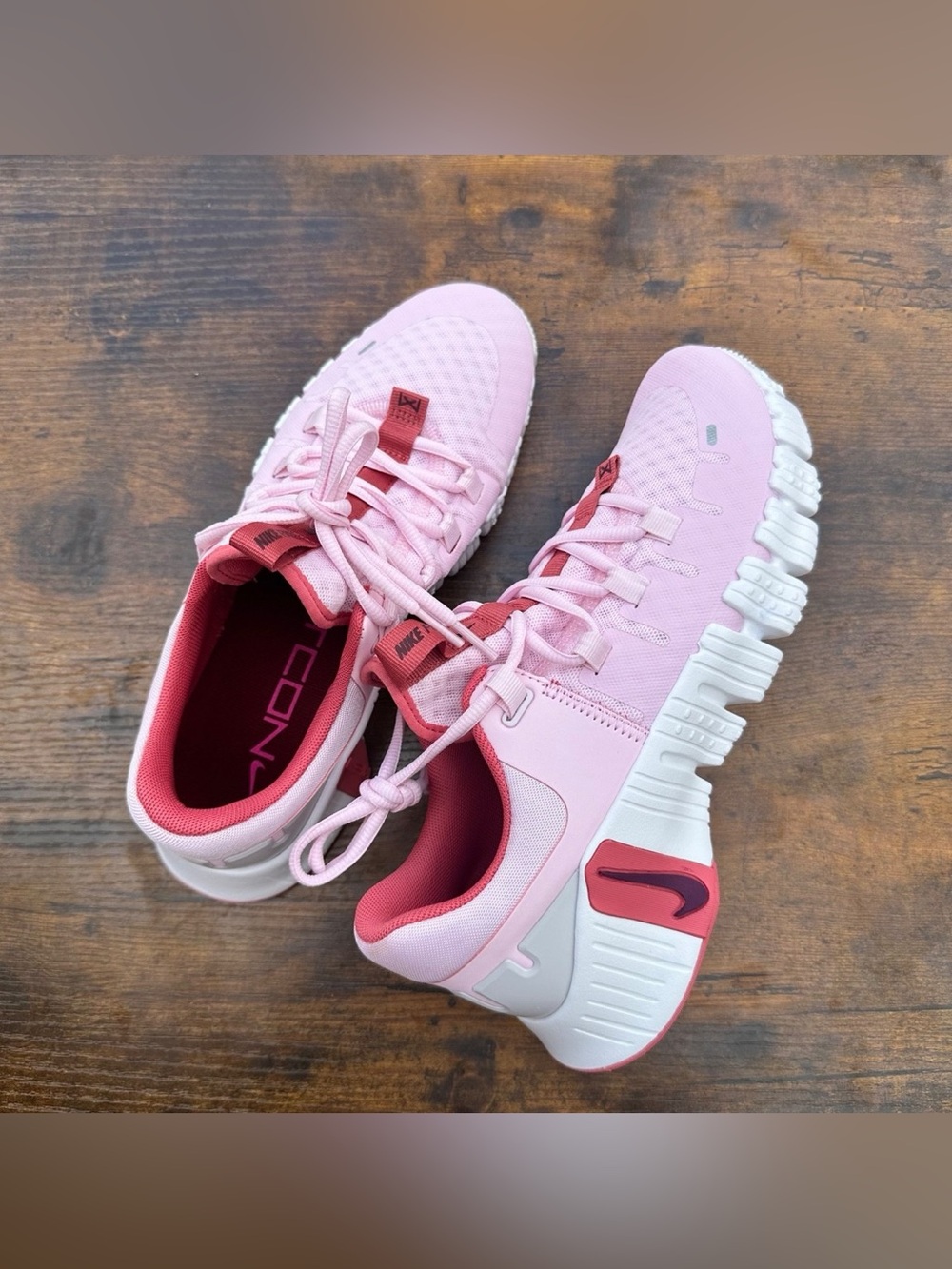Nike Metcon 5 Pink Foam and Dark Team Red Adobe